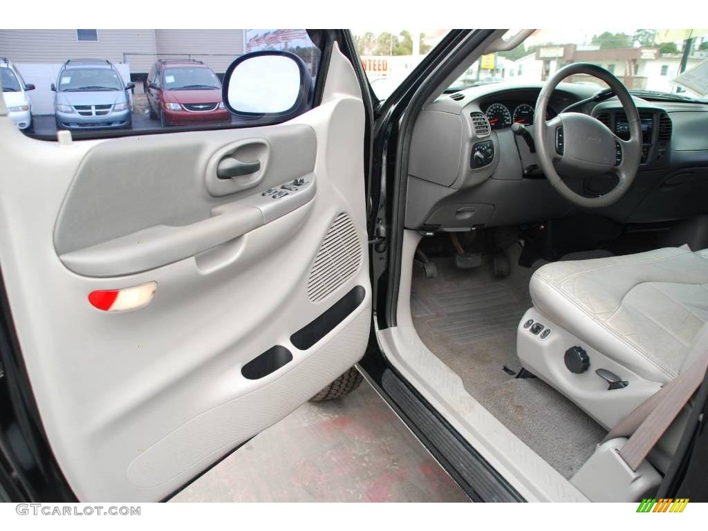 2000 F150 Lariat Extended Cab 4x4 - Black / Medium Graphite photo #12