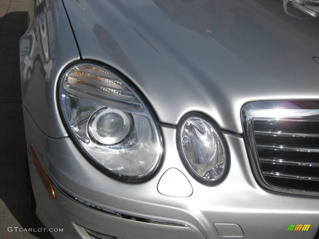 2007 E 550 Sedan - Iridium Silver Metallic / Ash photo #24