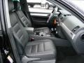 Black Uni - Touareg 2 VR6 Photo No. 10