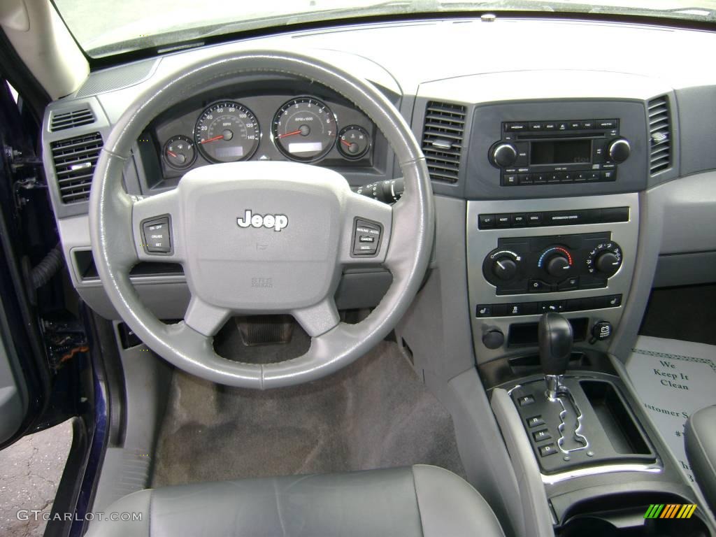 2006 Grand Cherokee Laredo 4x4 - Midnight Blue Pearl / Medium Slate Gray photo #13