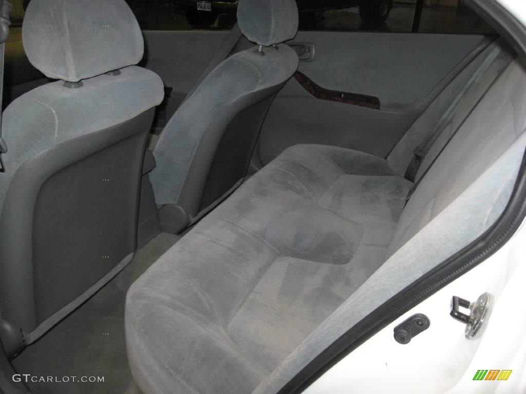 2001 Galant ES - Northstar White / Gray photo #14