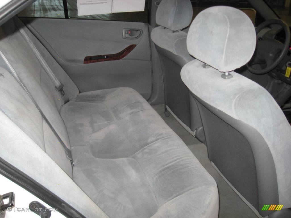2001 Galant ES - Northstar White / Gray photo #18