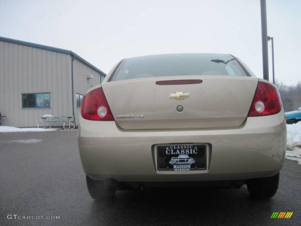 2007 Cobalt LS Sedan - Sandstone Metallic / Neutral Beige photo #5