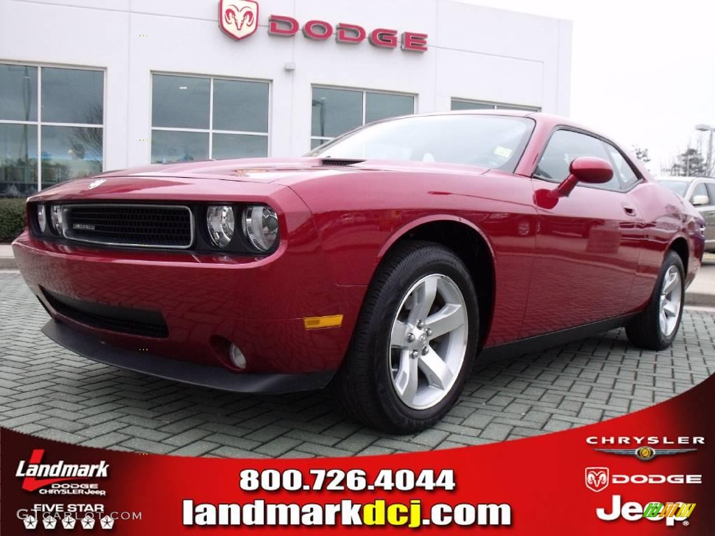 2009 Challenger SE - Inferno Red Crystal Pearl Coat / Dark Slate Gray photo #1