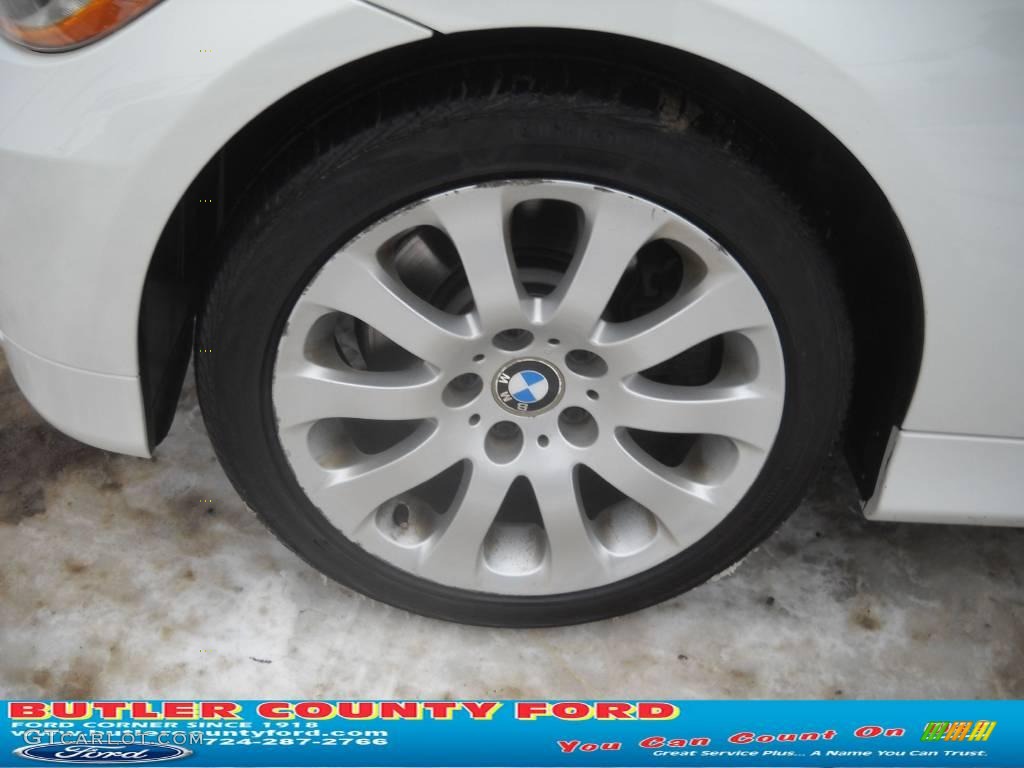 2006 3 Series 330xi Sedan - Alpine White / Grey photo #16