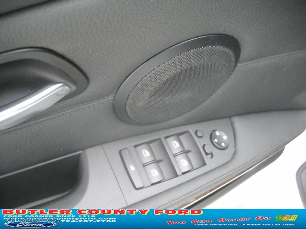 2006 3 Series 330xi Sedan - Alpine White / Grey photo #20