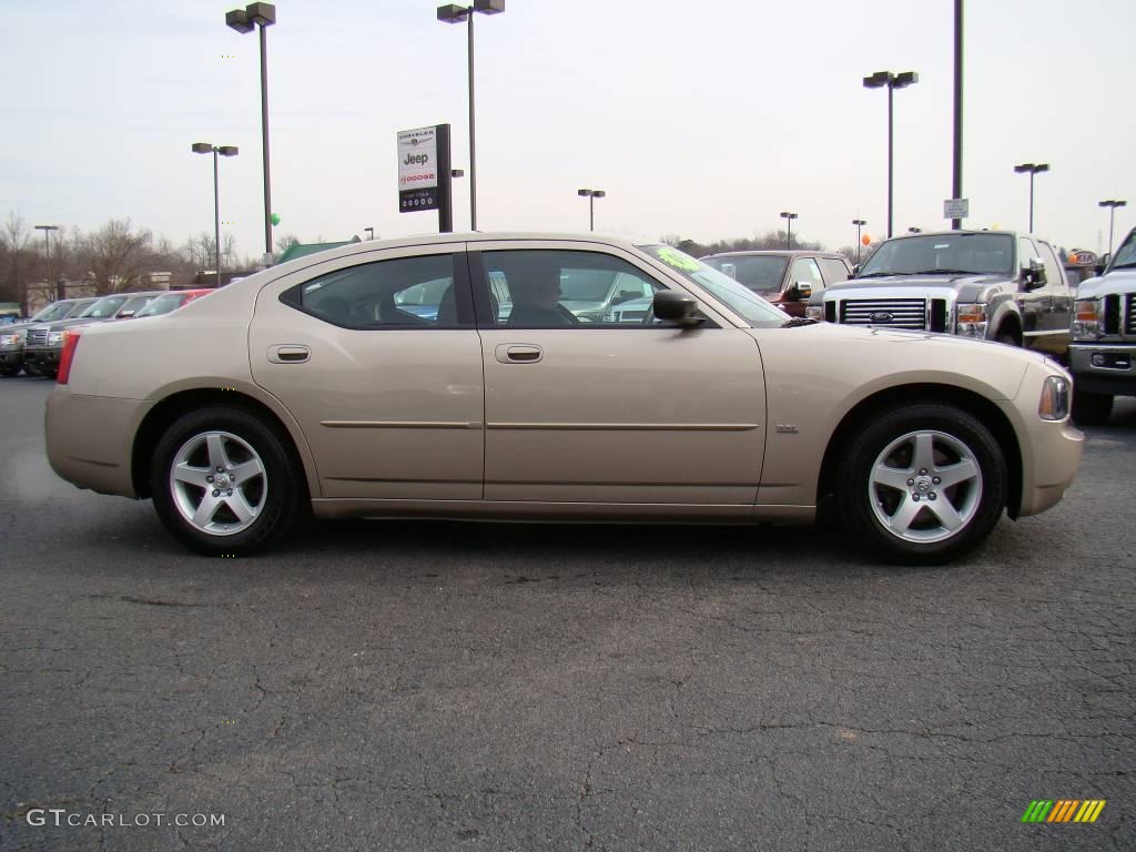 2009 Charger SXT - Light Sandstone Metallic / Dark Slate Gray photo #2