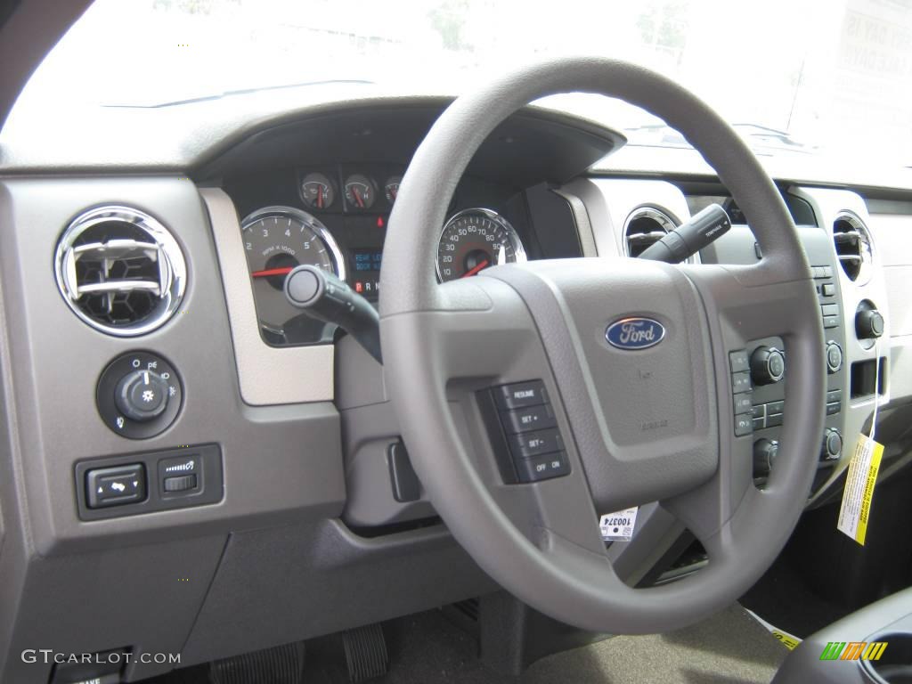 2010 F150 XLT SuperCrew - Tuxedo Black / Medium Stone photo #5