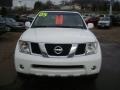 Avalanche White - Pathfinder LE 4x4 Photo No. 10