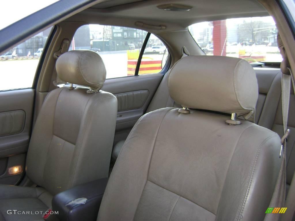 1998 Maxima GLE - Arctic White Pearl Metallic / Beige photo #17