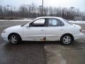 Noble White - Elantra GLS Sedan Photo No. 2