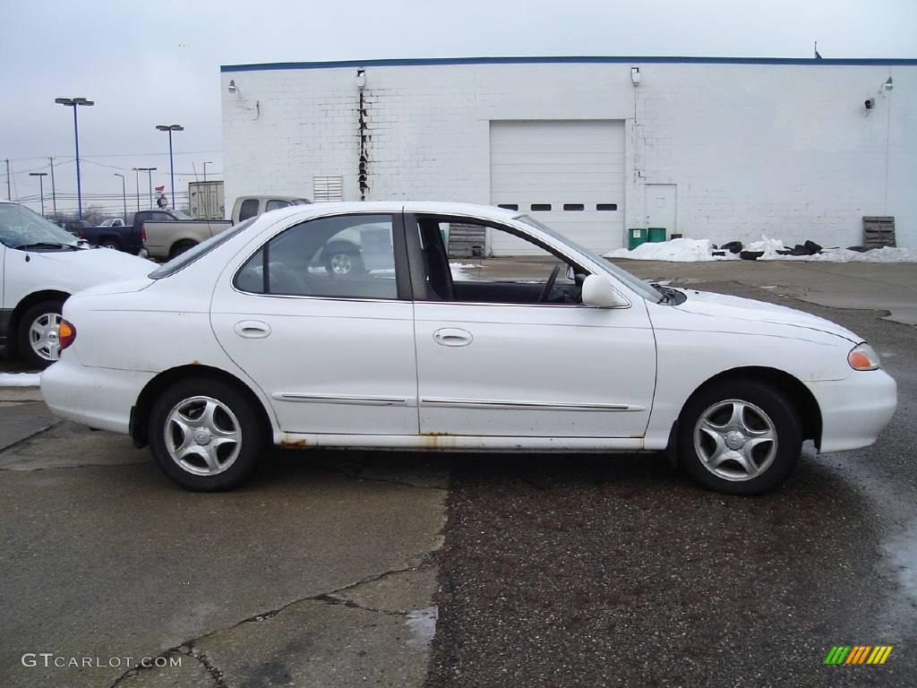 2000 Elantra GLS Sedan - Noble White / Gray photo #6