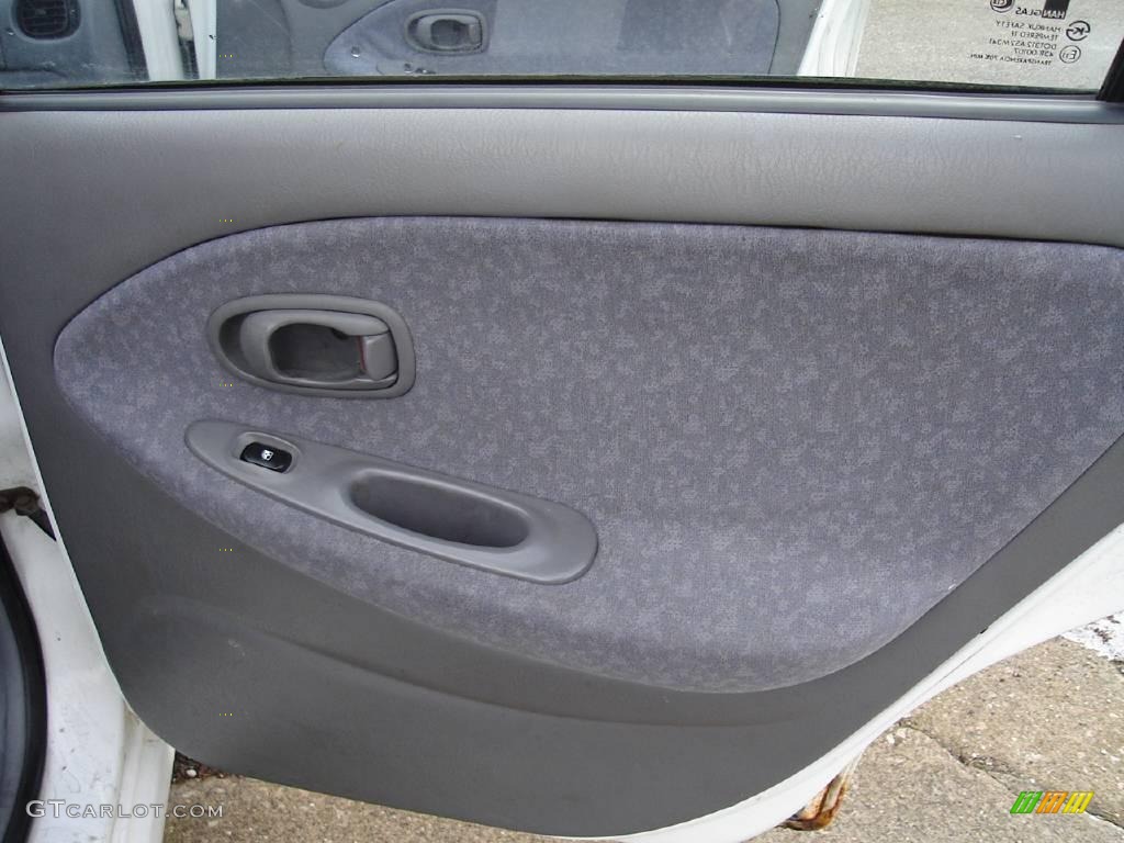 2000 Elantra GLS Sedan - Noble White / Gray photo #17