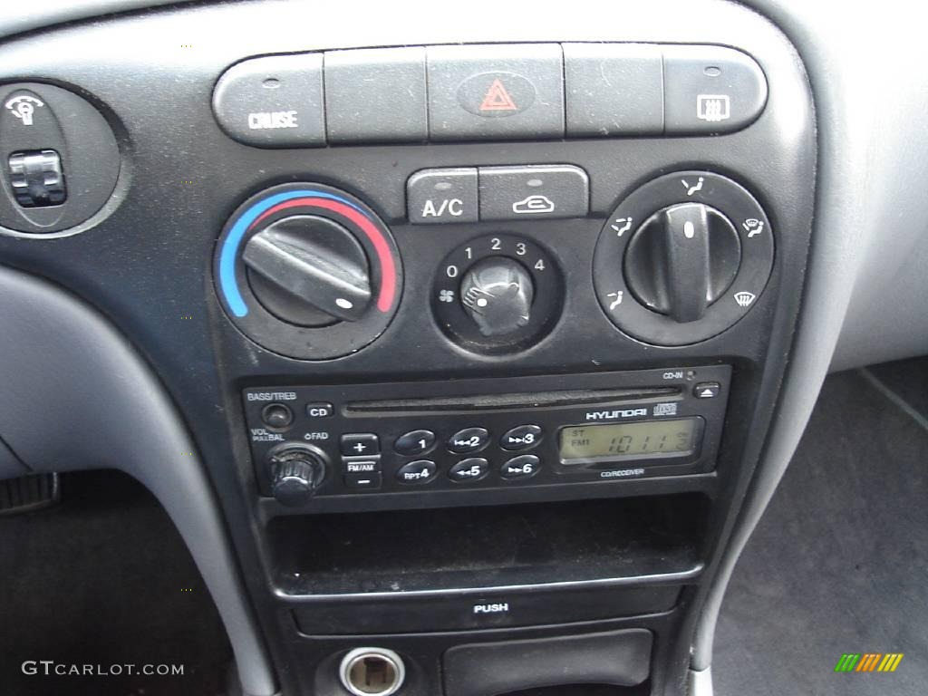 2000 Elantra GLS Sedan - Noble White / Gray photo #26