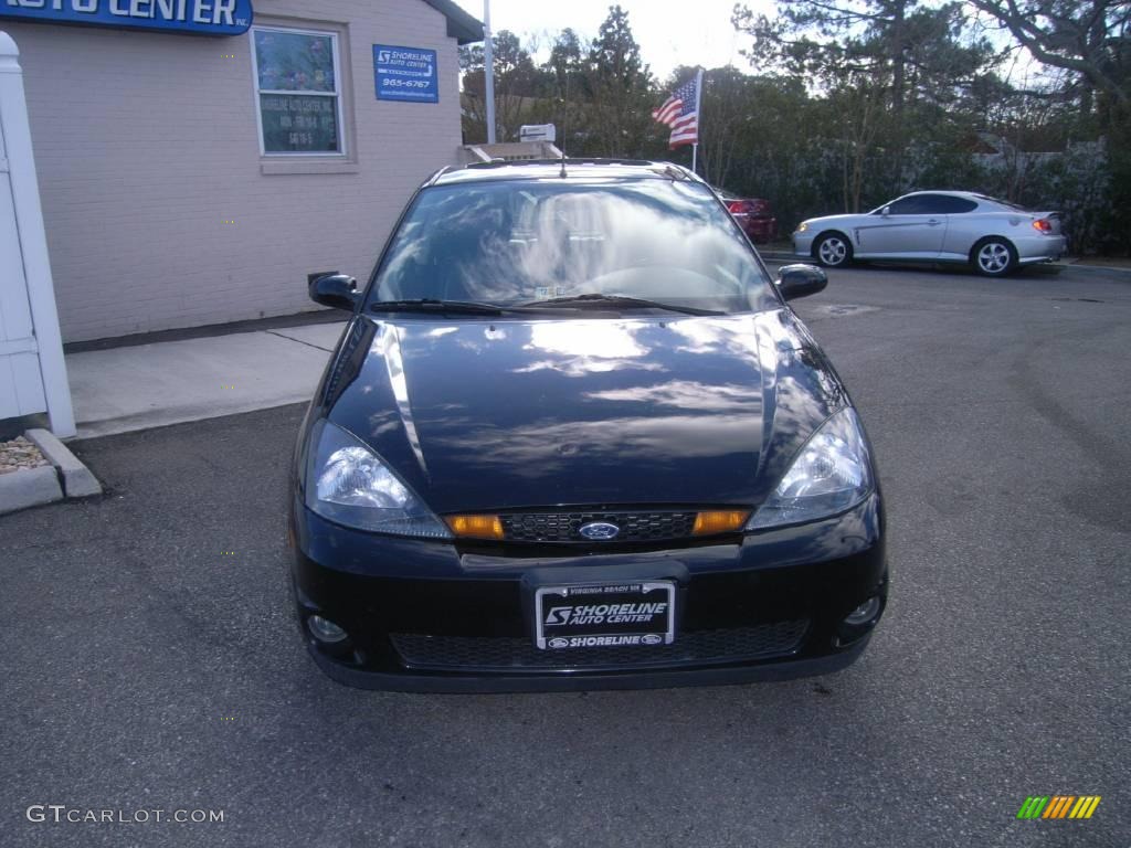 2004 Focus SVT Coupe - Pitch Black / Black/Red photo #1