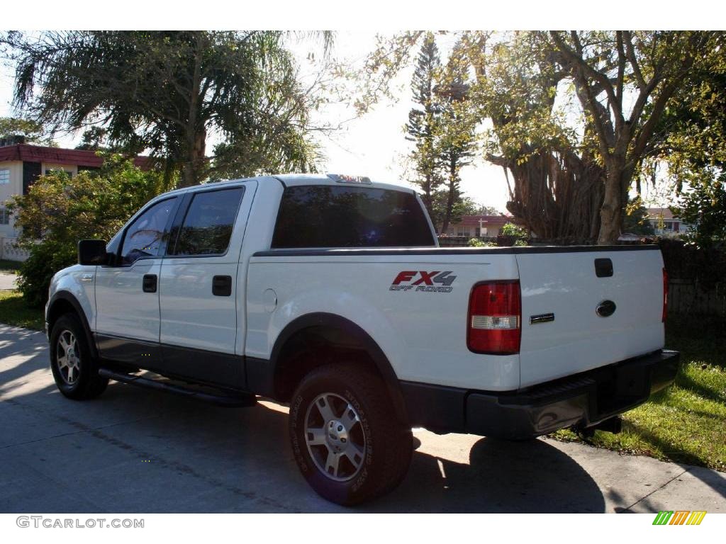 2004 F150 Lariat SuperCrew 4x4 - Oxford White / Black/Medium Flint photo #6