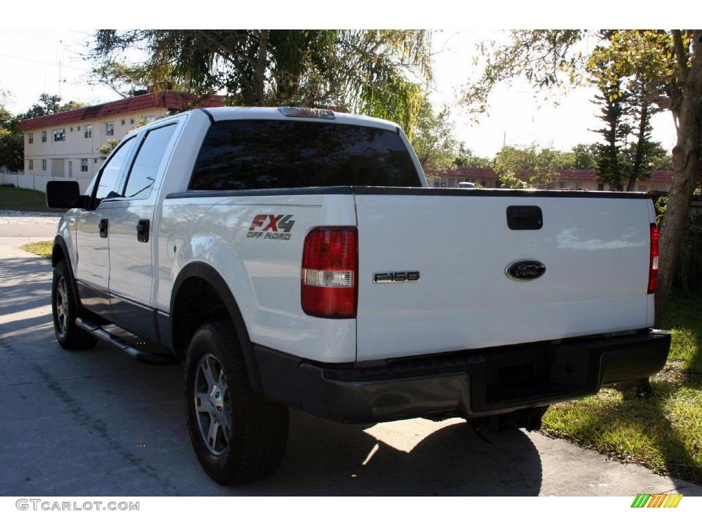 2004 F150 Lariat SuperCrew 4x4 - Oxford White / Black/Medium Flint photo #7