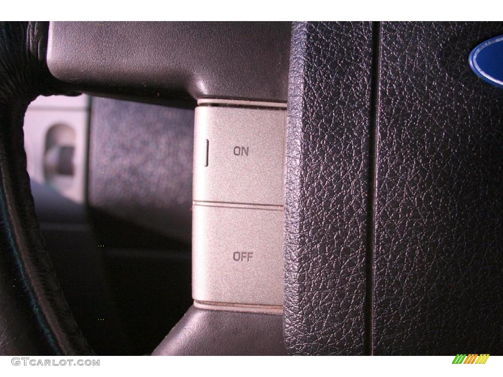2004 F150 Lariat SuperCrew 4x4 - Oxford White / Black/Medium Flint photo #81