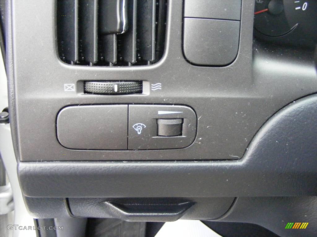 2006 Elantra GT Hatchback - Sterling Silver / Gray photo #14