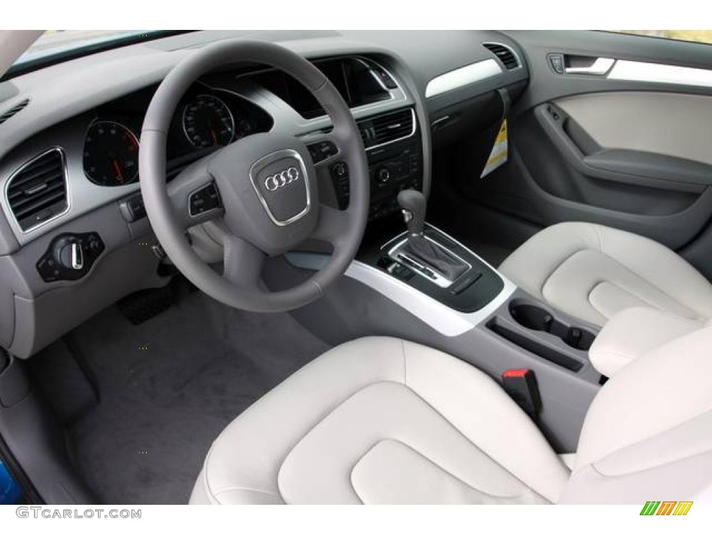 Light Gray Interior 2010 Audi A4 2.0T Sedan Photo #24918035