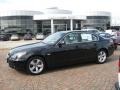 Jet Black - 5 Series 525i Sedan Photo No. 1