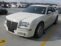 2005 Cool Vanilla Chrysler 300 C HEMI  photo #1