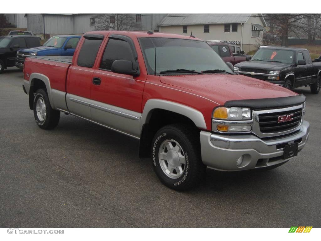 2005 Sierra 1500 SLE Extended Cab 4x4 - Fire Red / Dark Pewter photo #9