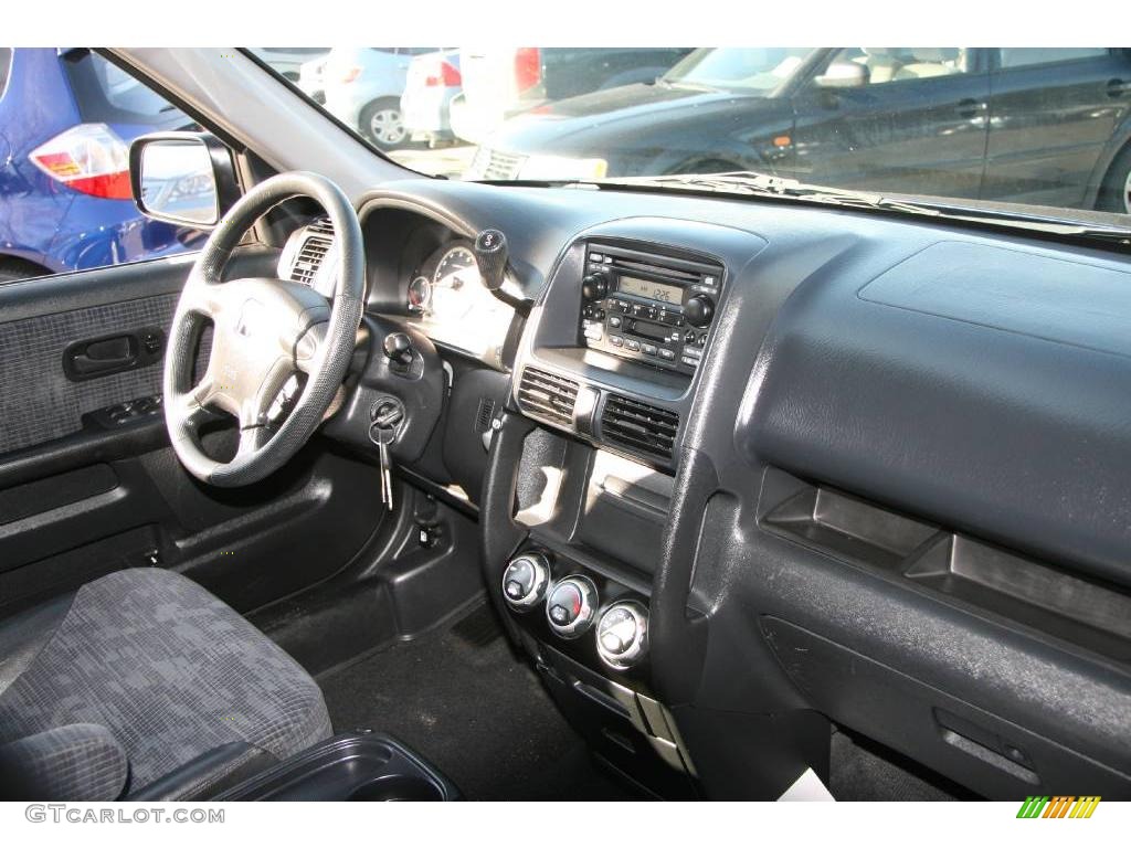 2004 CR-V LX - Eternal Blue Pearl / Black photo #12