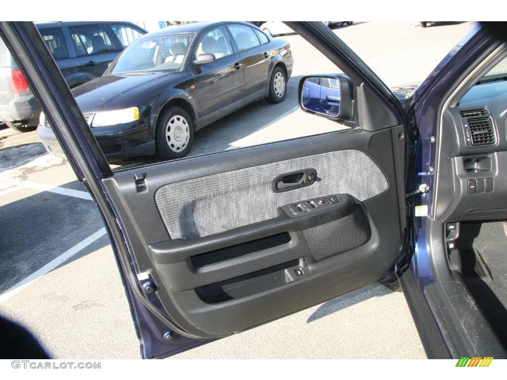 2004 CR-V LX - Eternal Blue Pearl / Black photo #16