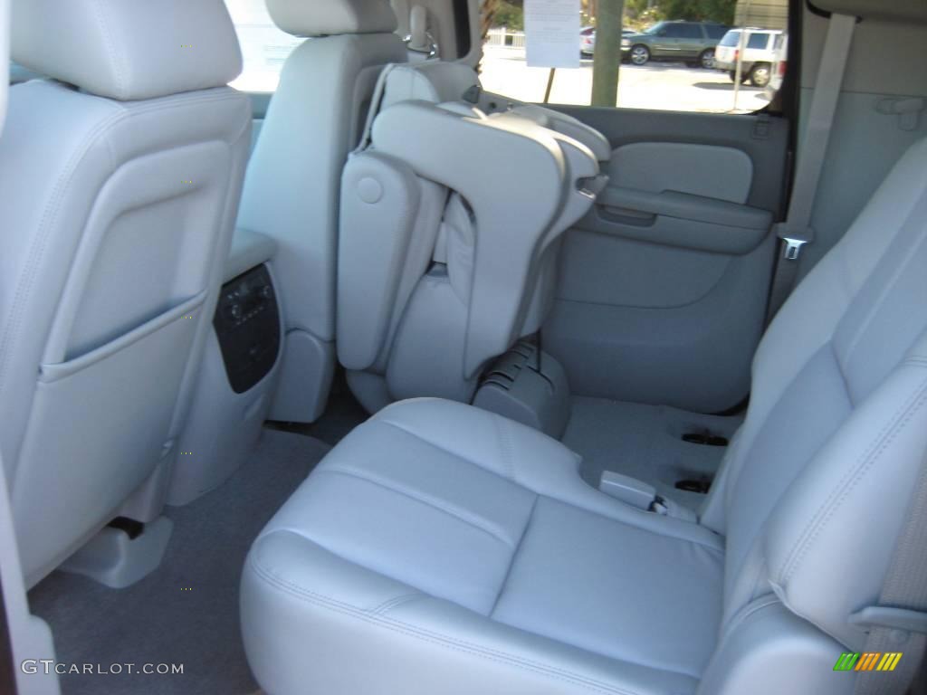 2010 Suburban LT - Blue Granite Metallic / Light Titanium/Dark Titanium photo #7