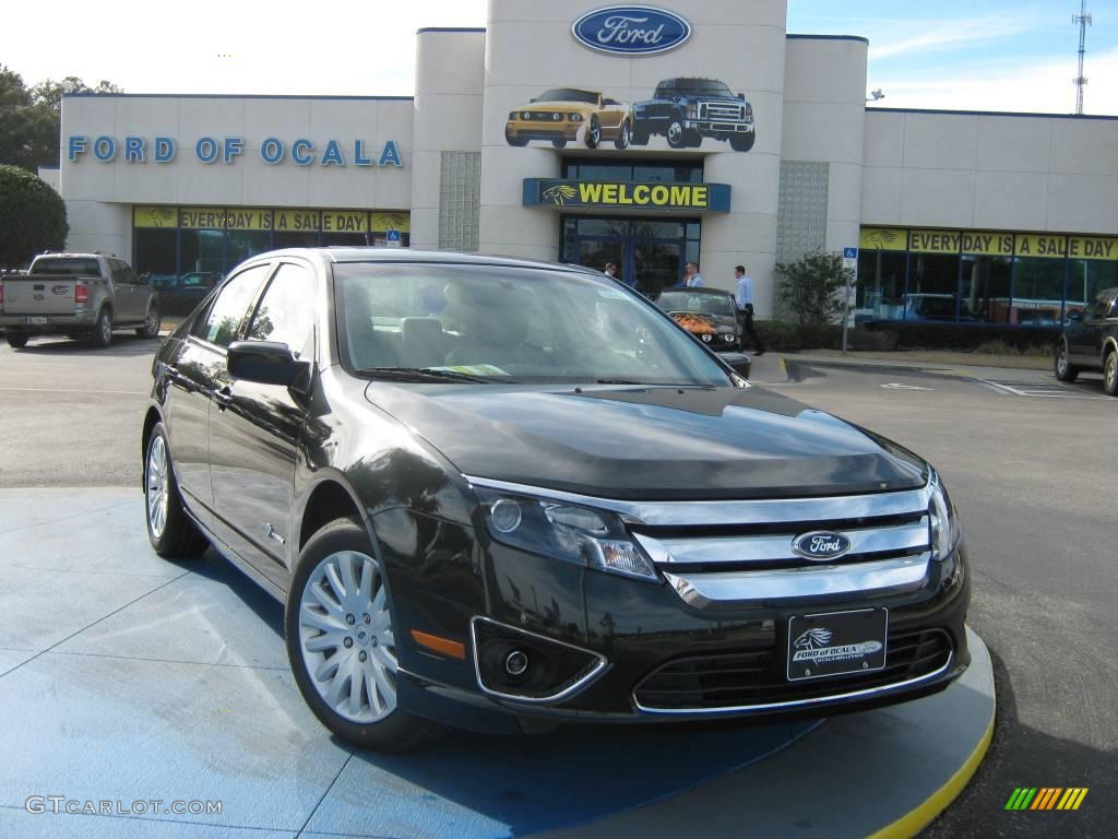 2010 Fusion Hybrid - Atlantis Green Metallic / Medium Light Stone photo #1