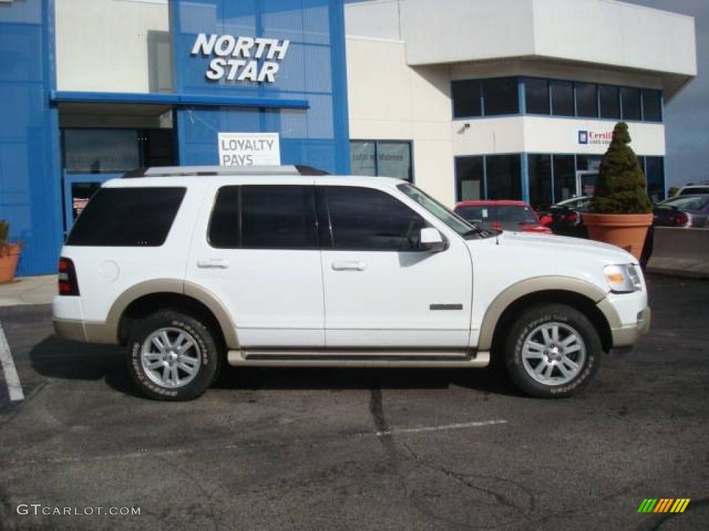 2006 Explorer Eddie Bauer 4x4 - Oxford White / Camel photo #2