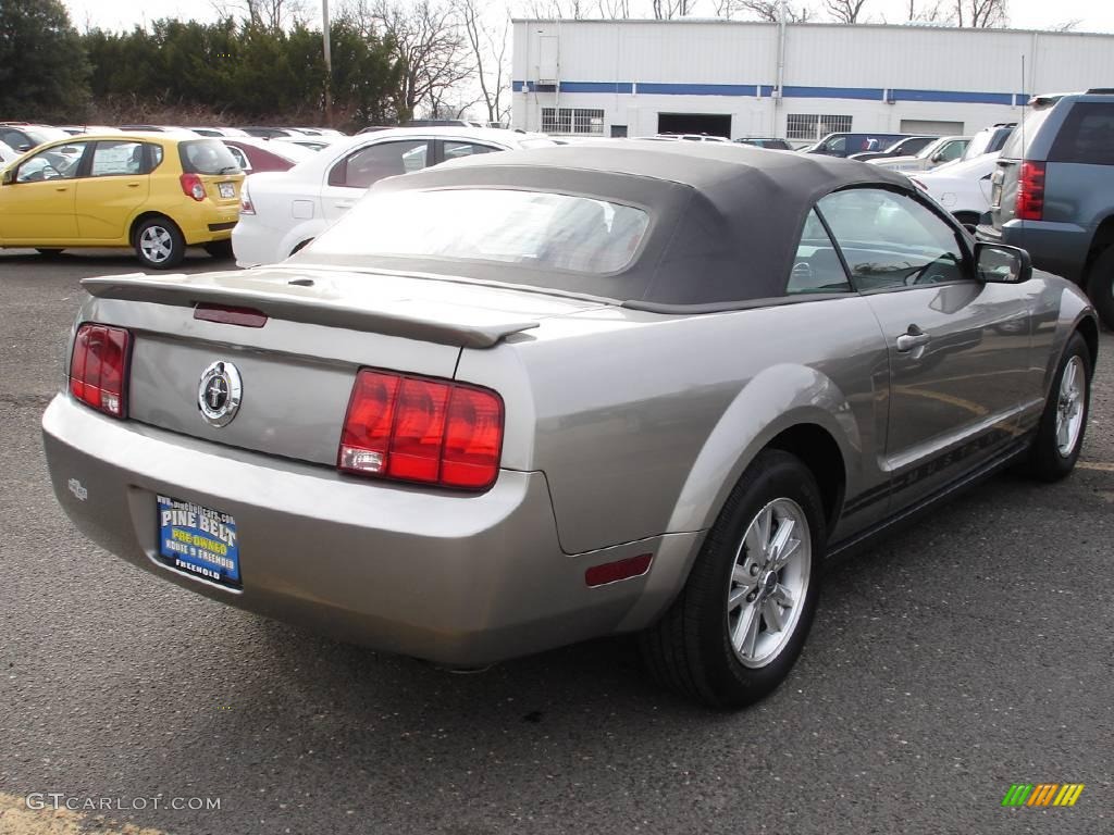 2008 Mustang V6 Premium Convertible - Alloy Metallic / Black/Red photo #5