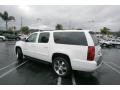 Summit White - Suburban 1500 LS Photo No. 7