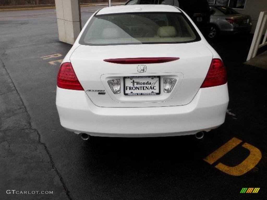 2007 Accord EX-L V6 Sedan - Taffeta White / Ivory photo #3