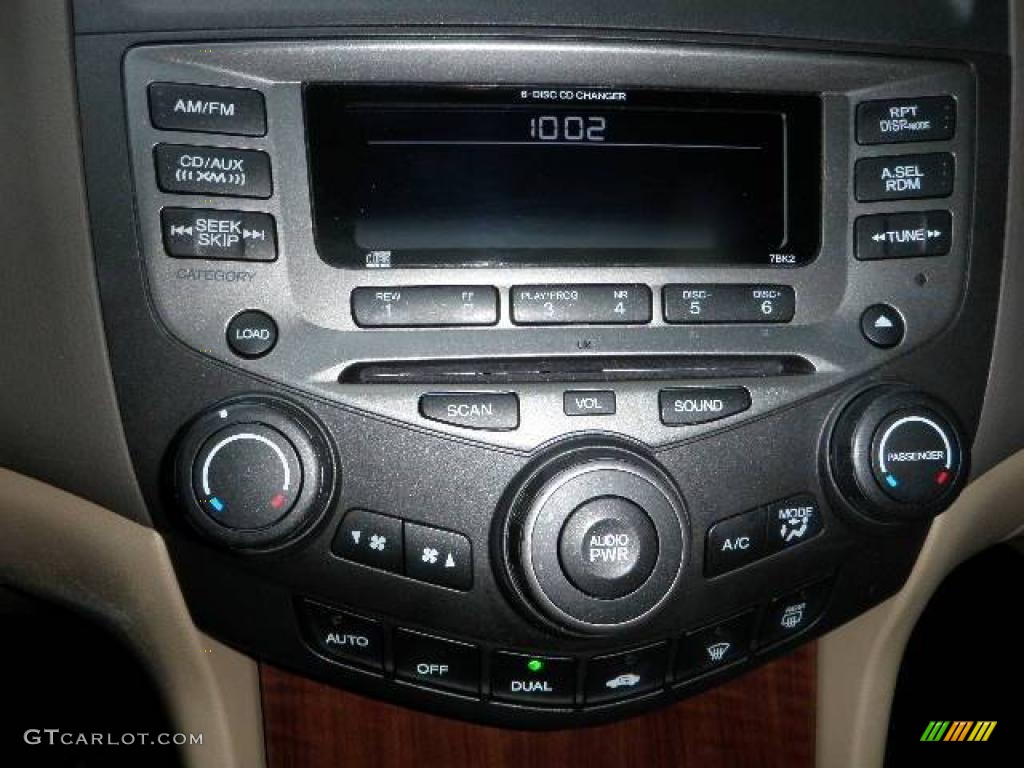 2007 Accord EX-L V6 Sedan - Taffeta White / Ivory photo #22