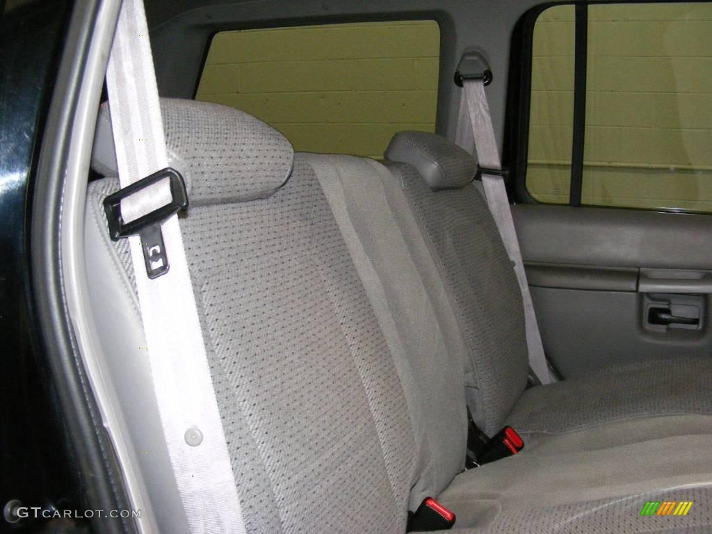 2001 Explorer XLS 4x4 - Black / Dark Graphite photo #22