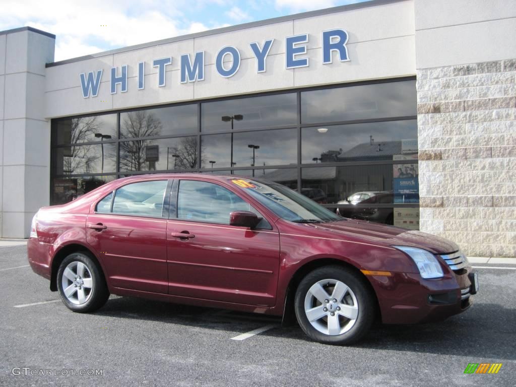 2007 Fusion SE V6 - Merlot Metallic / Camel photo #1