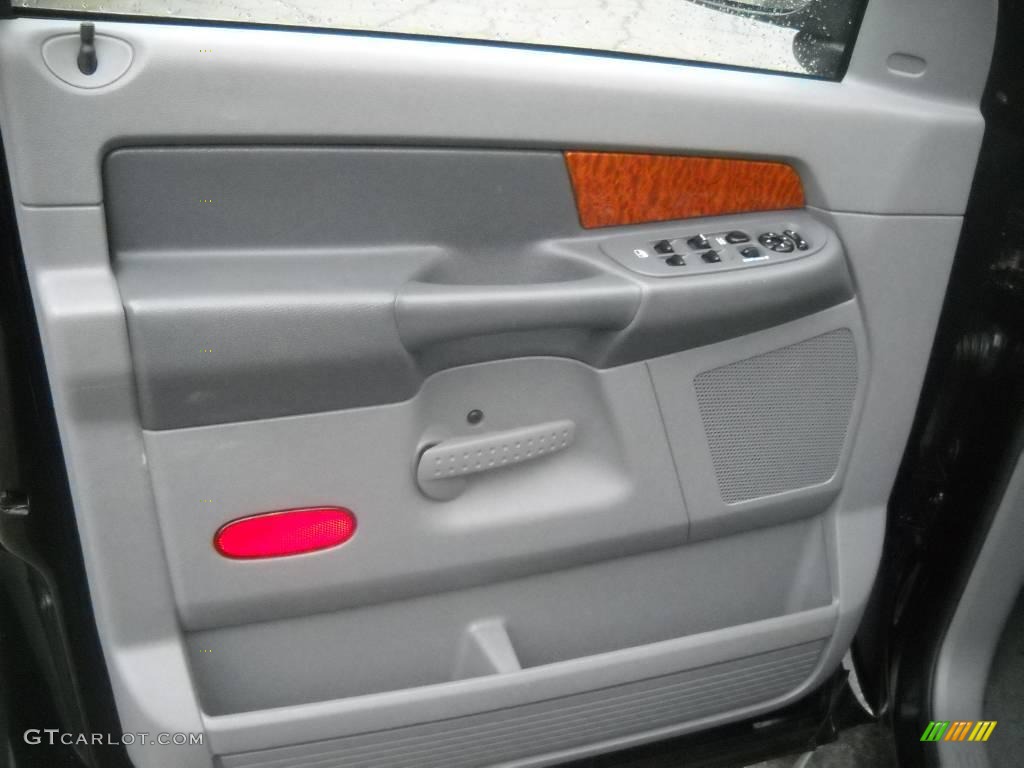 2006 Ram 1500 SLT Quad Cab 4x4 - Brilliant Black Crystal Pearl / Medium Slate Gray photo #6