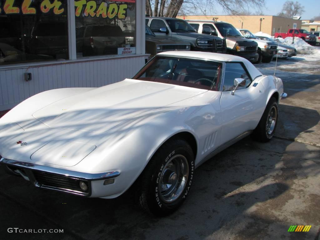 1968 Corvette Convertible - Polar White / Red photo #3