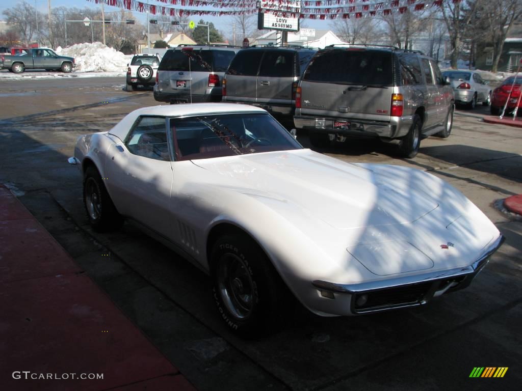 1968 Corvette Convertible - Polar White / Red photo #4