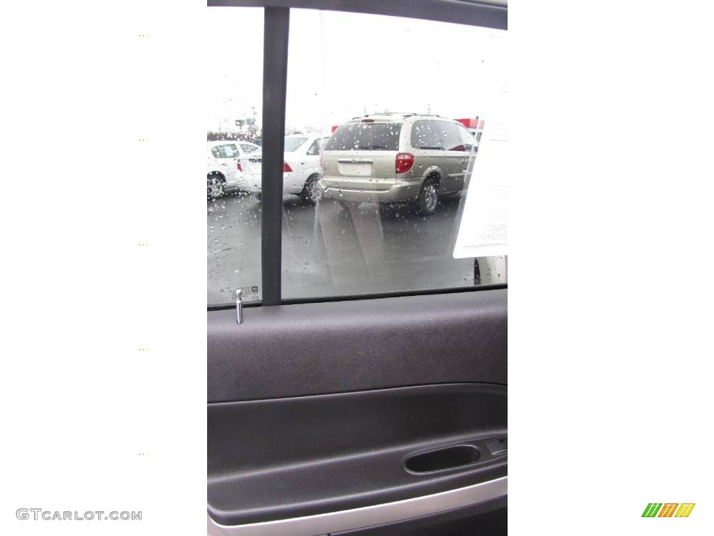 2009 HHR LT - Gold Mist Metallic / Ebony photo #11