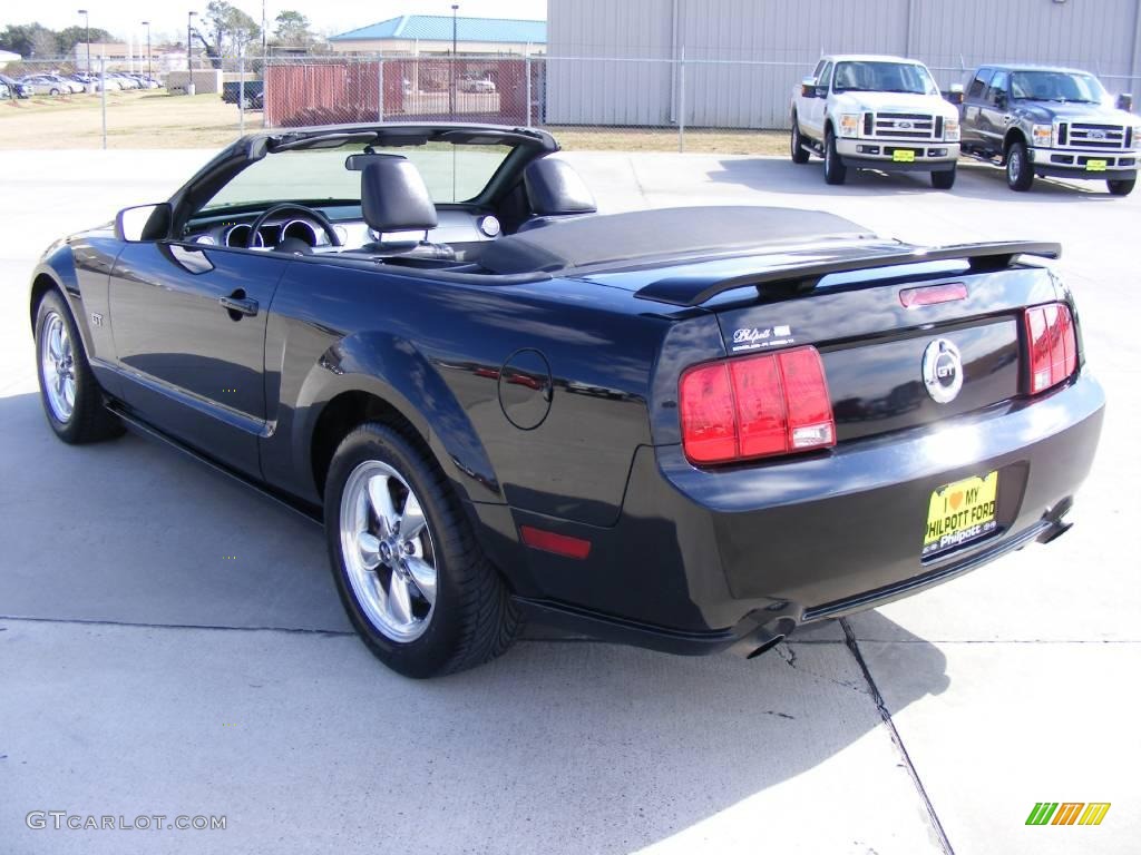2005 Mustang GT Premium Convertible - Black / Dark Charcoal photo #5