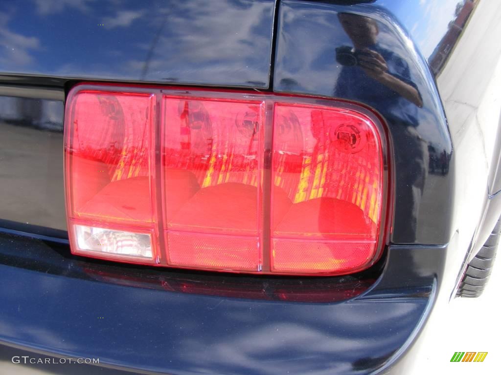 2005 Mustang GT Premium Convertible - Black / Dark Charcoal photo #18