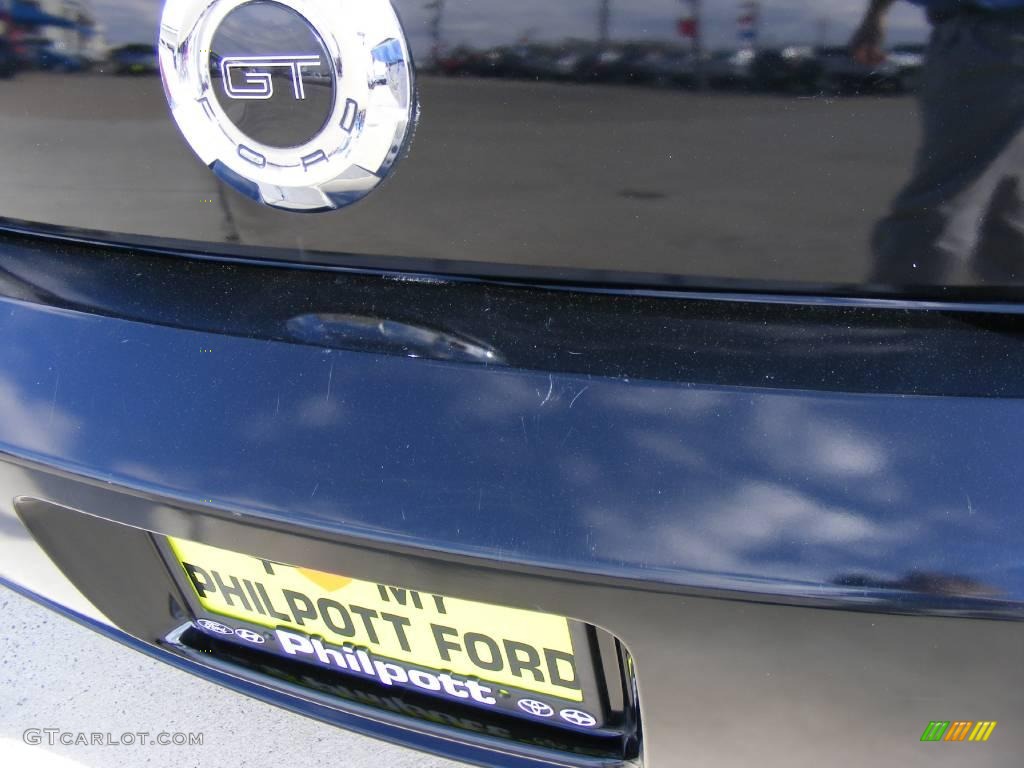 2005 Mustang GT Premium Convertible - Black / Dark Charcoal photo #19