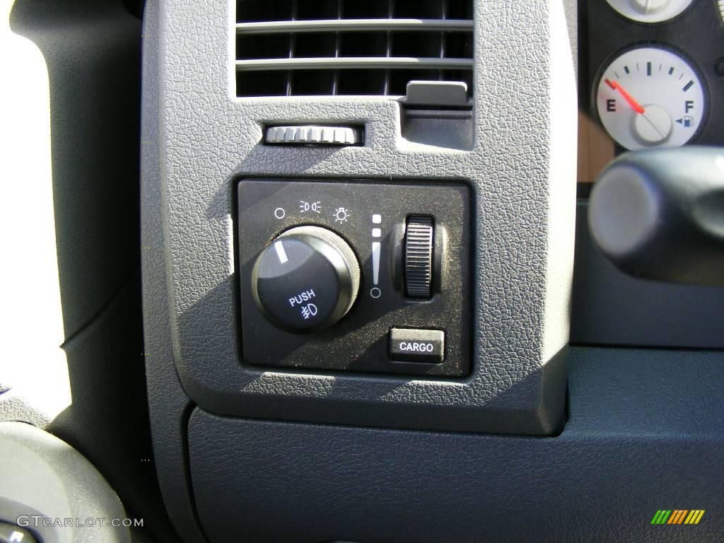 2007 Ram 1500 SLT Quad Cab 4x4 - Inferno Red Crystal Pearl / Medium Slate Gray photo #44