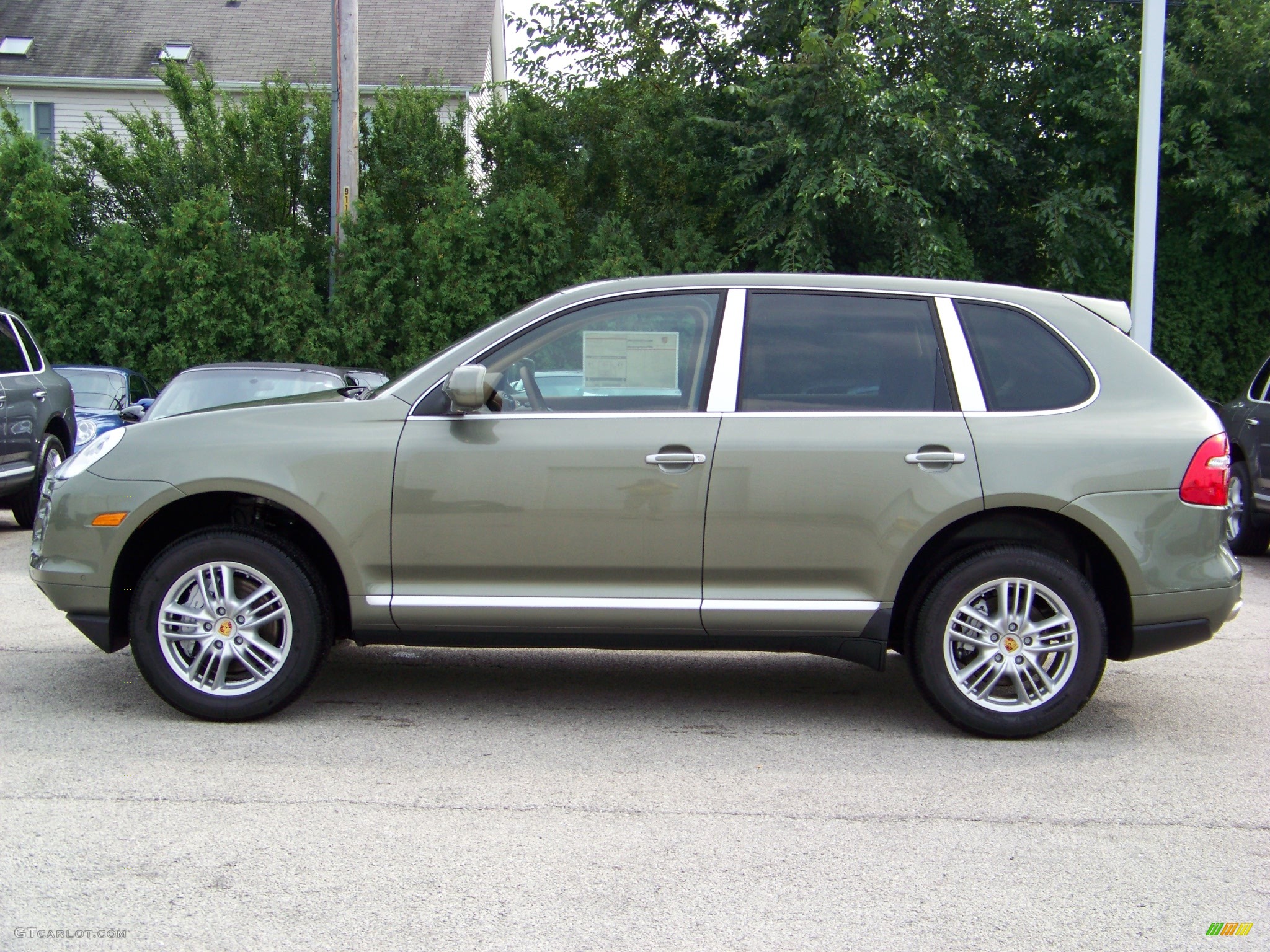 2009 Cayenne S - Olive Green Metallic / Havanna/Sand Beige photo #2