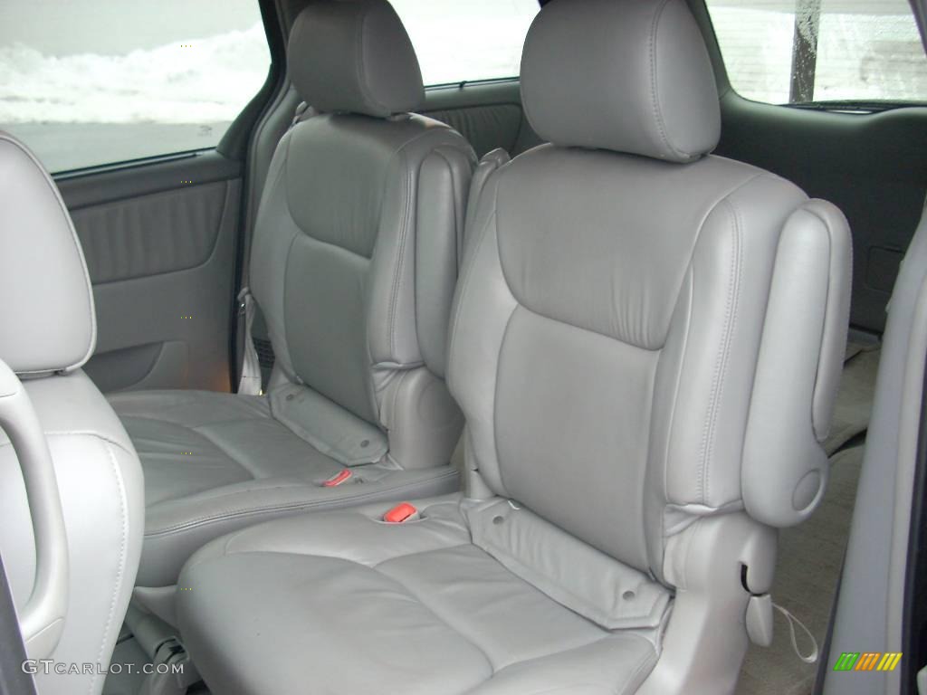 2004 Sienna XLE Limited - Stratosphere Mica / Stone Gray photo #8
