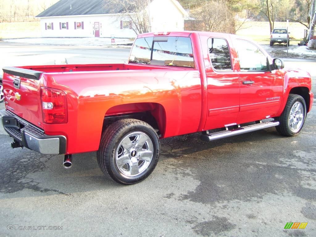 2010 Silverado 1500 LT Extended Cab 4x4 - Victory Red / Ebony photo #3