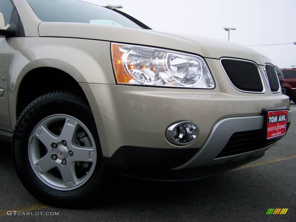 2009 Torrent AWD - Gold Mist Metallic / Sand photo #2